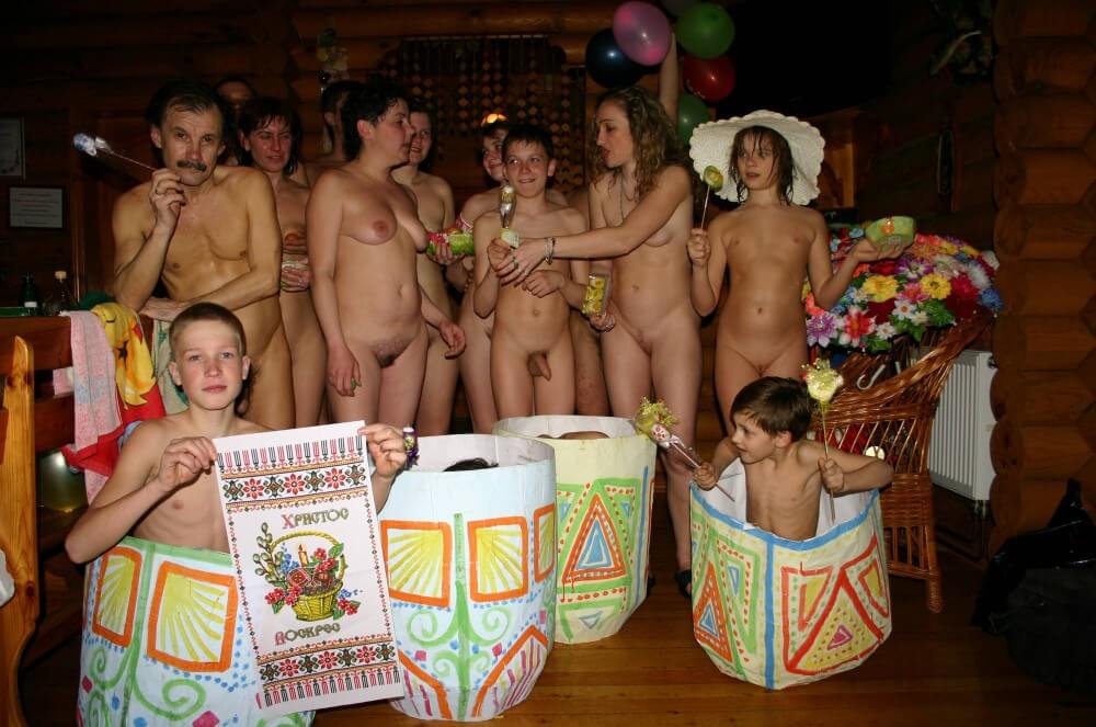 Easter Group Memories pics - A nudist values trust and honesty between people