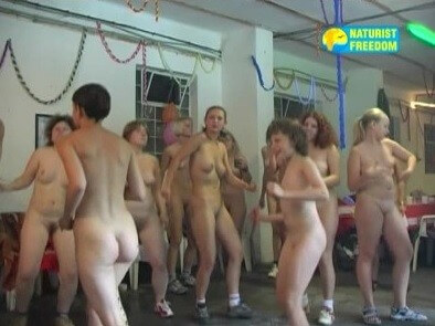 Naturist Freedom: Discotheque in a Cellar - Being yourself is part of nudism
