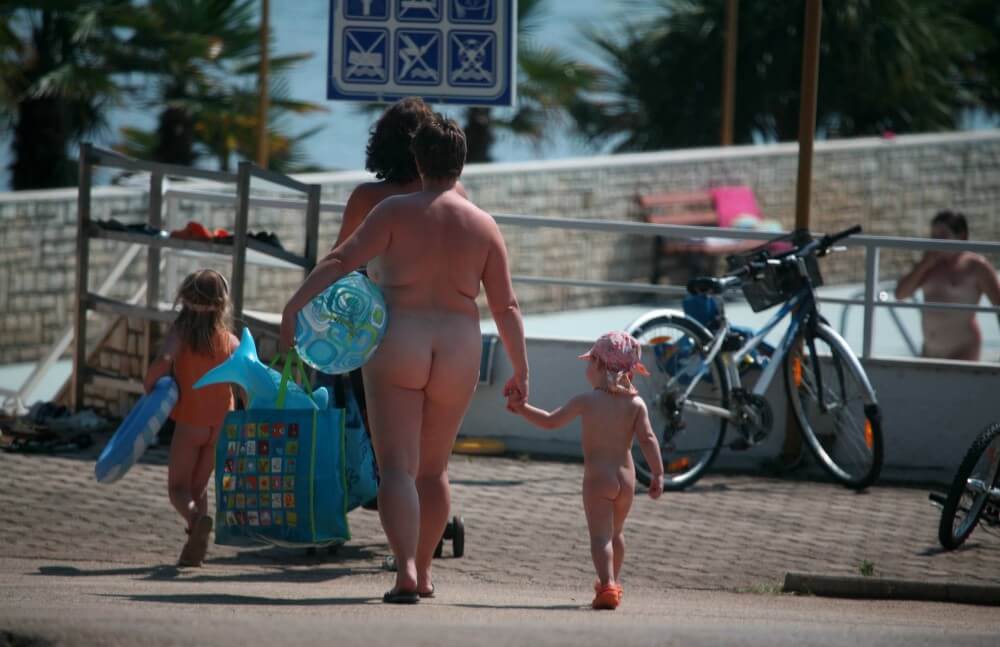 Pool Outskirt Nude Guests pics - The first step toward home nudism