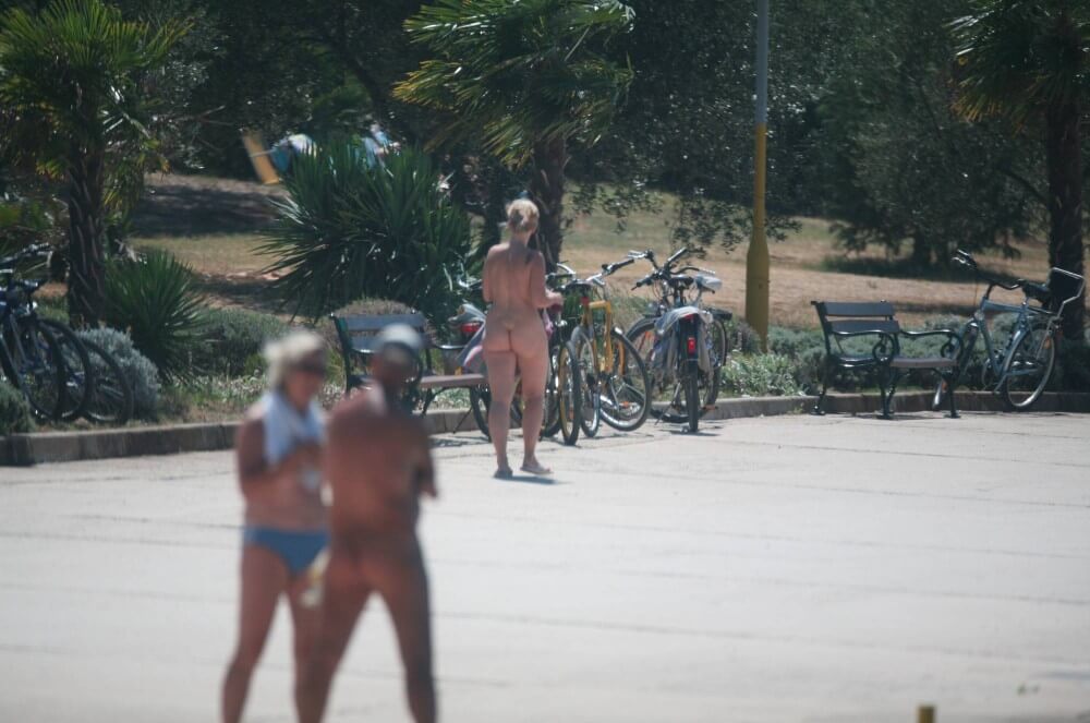 FKK Resort Assortment pics - Taking off ones clothes is a way to strengthen inner harmony