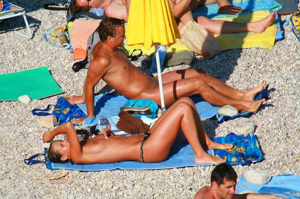 Ula FKK Bikini Couples Day pics - Naturism Is Not a Sect