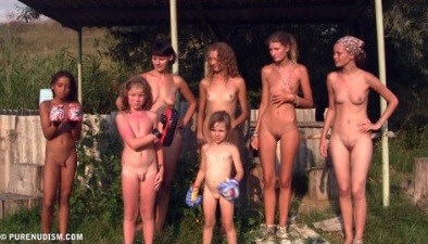 Coastral Paradise Full HD - People who participate in nude recreation seek psychological comfort