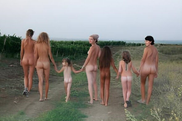 The Vineyard Tour photos - Its one thing to see nudists, but another to be a nudist yourself