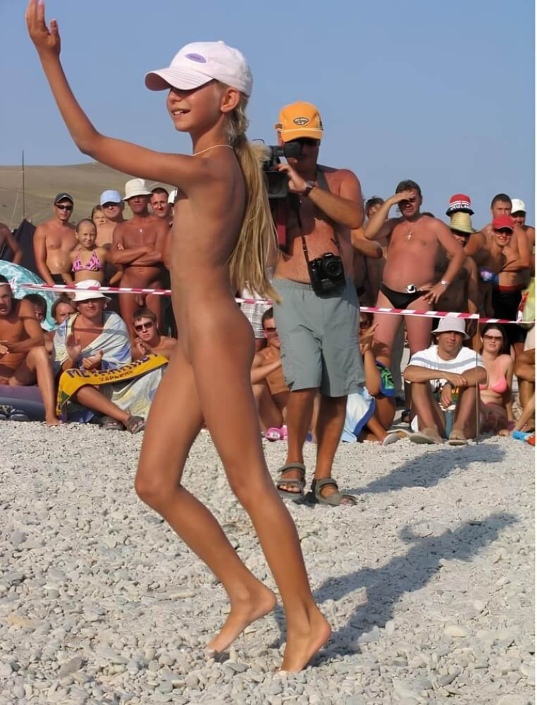 Holiday of the Neptune photos - Nudity helps overcome insecurities and fears