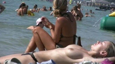 Sun Worshippers 1 - I attended a nudist gathering