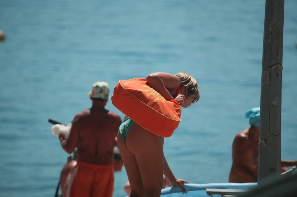 Sunnyside Water Shore pics - There are many politicians among nudists