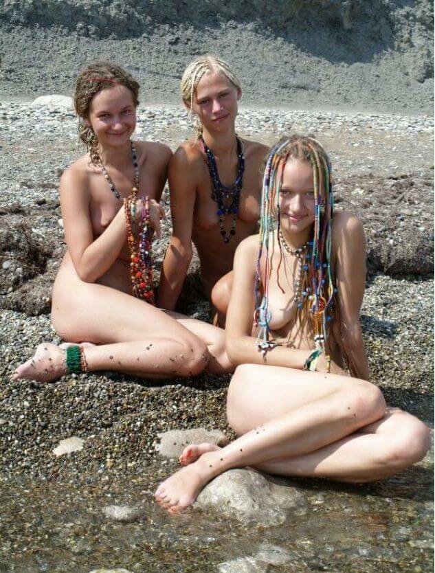 Naturism photo gallery # 49 - A true nudist vacation