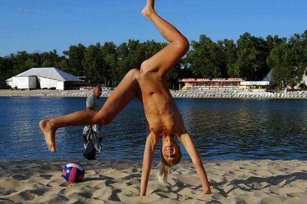 Enature presents - The first step toward home nudism