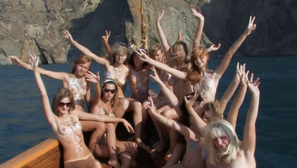 Nudist Girls Boat Cruise Full HD - The practice of nudism helps overcome insecurities and overcome fears