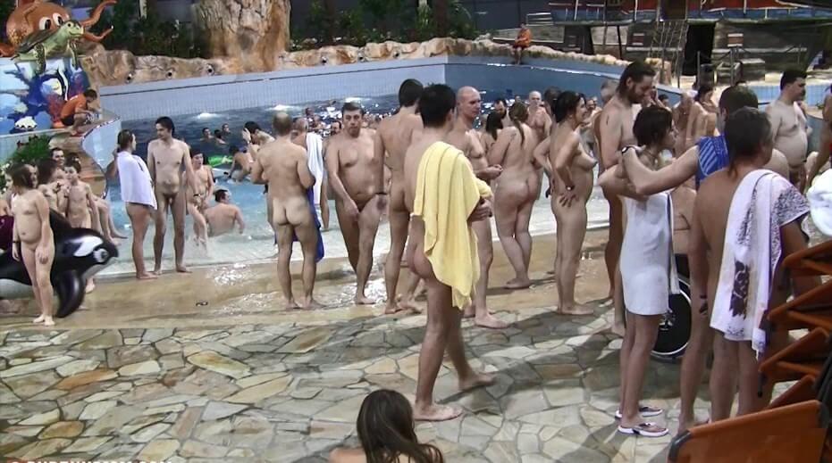 Aquatic park reunion video - Naturists love openness and freedom